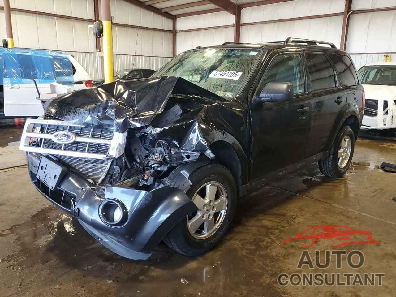 FORD ESCAPE 2011 - 1FMCU9DG1BKA18930