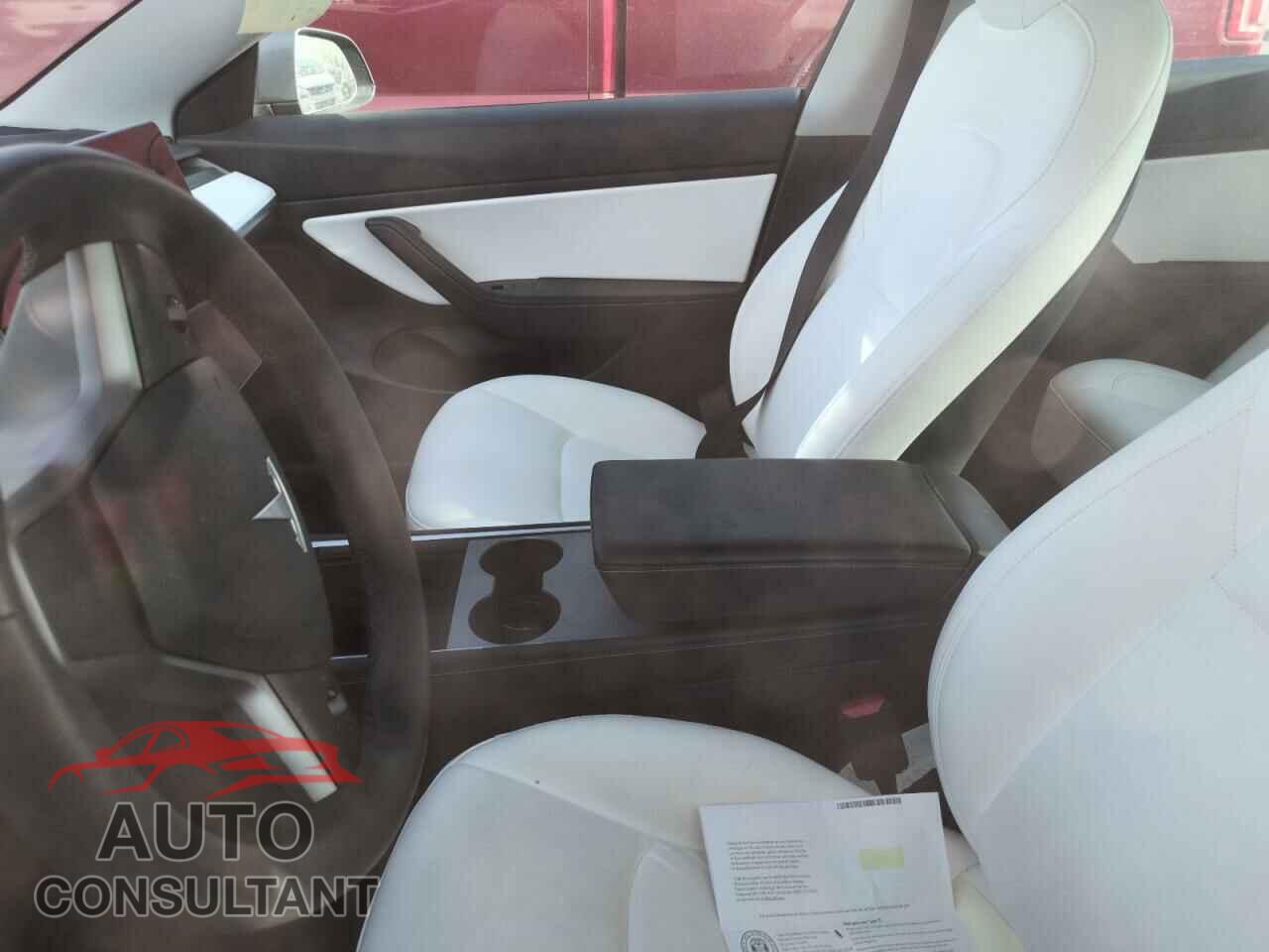 TESLA MODEL 3 2021 - 5YJ3E1EB9MF868519