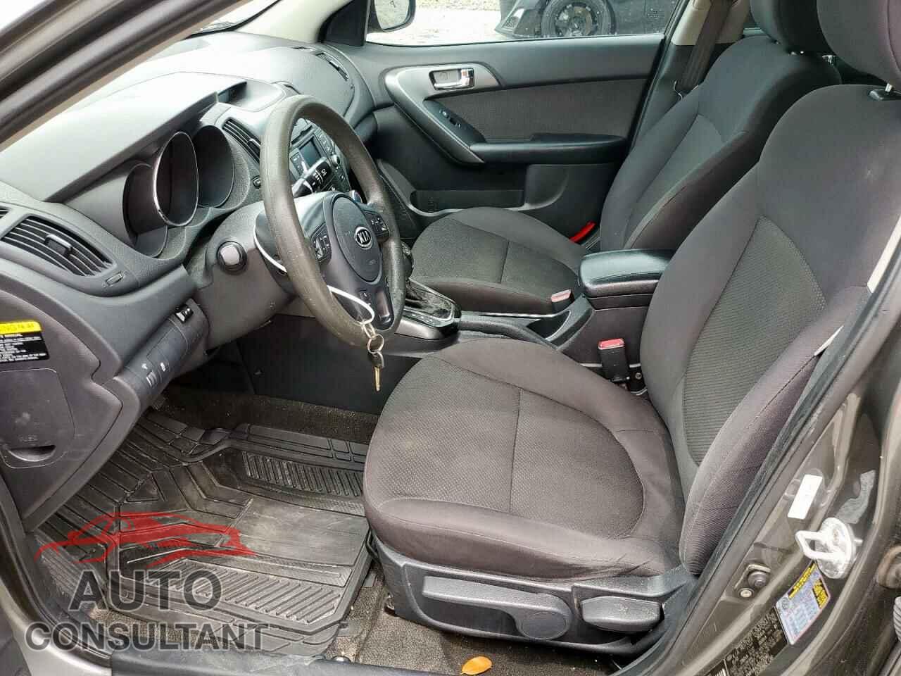 KIA FORTE 2013 - KNAFU4A2XD5733961