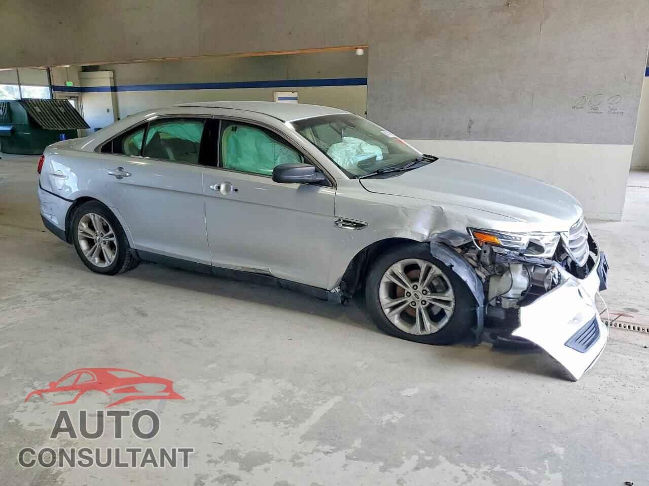 FORD TAURUS 2017 - 1FAHP2D84HG108849