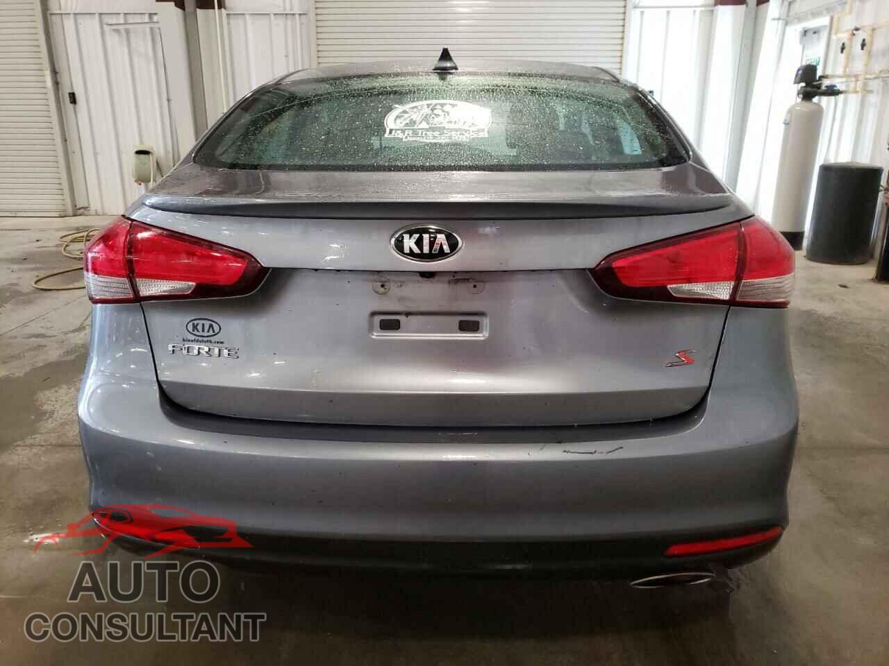 KIA FORTE 2017 - 3KPFL4A78HE156018