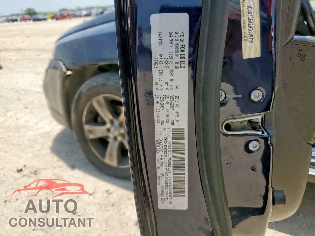 JEEP COMPASS 2017 - 1C4NJCEA2HD119436