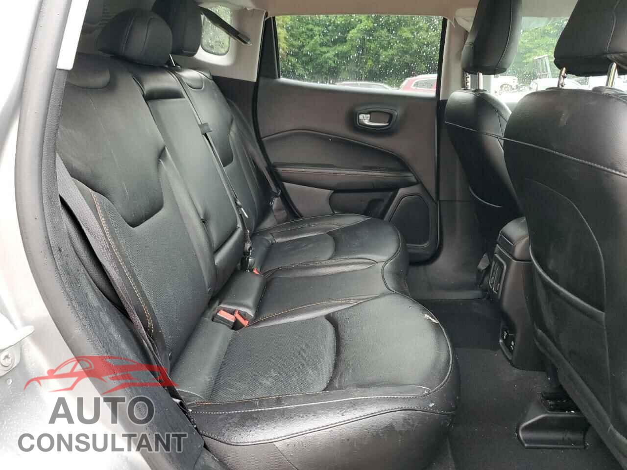 JEEP COMPASS 2020 - 3C4NJDCB4LT204301