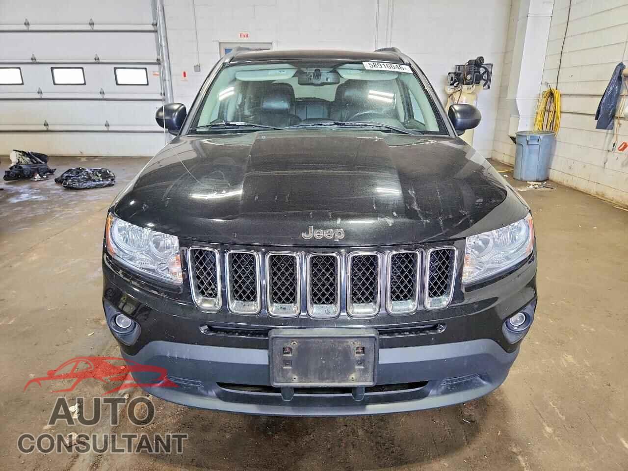 JEEP COMPASS 2011 - 1J4NF5FB7BD158335