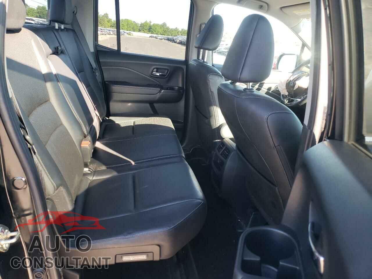 HONDA RIDGELINE 2017 - 5FPYK3F50HB008654