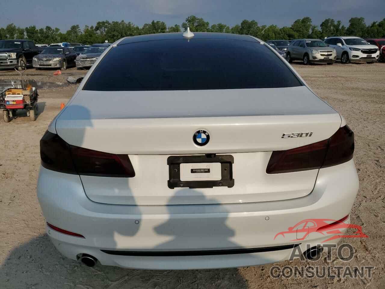 BMW 5 SERIES 2019 - WBAJA5C57KWW20671