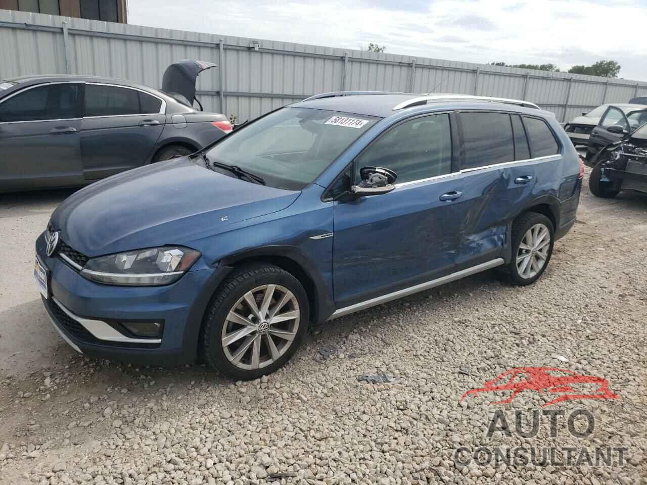 VOLKSWAGEN GOLF 2018 - 3VWH17AU3JM759005