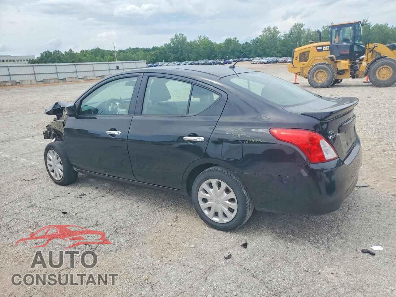 NISSAN VERSA 2018 - 3N1CN7AP2JL840713