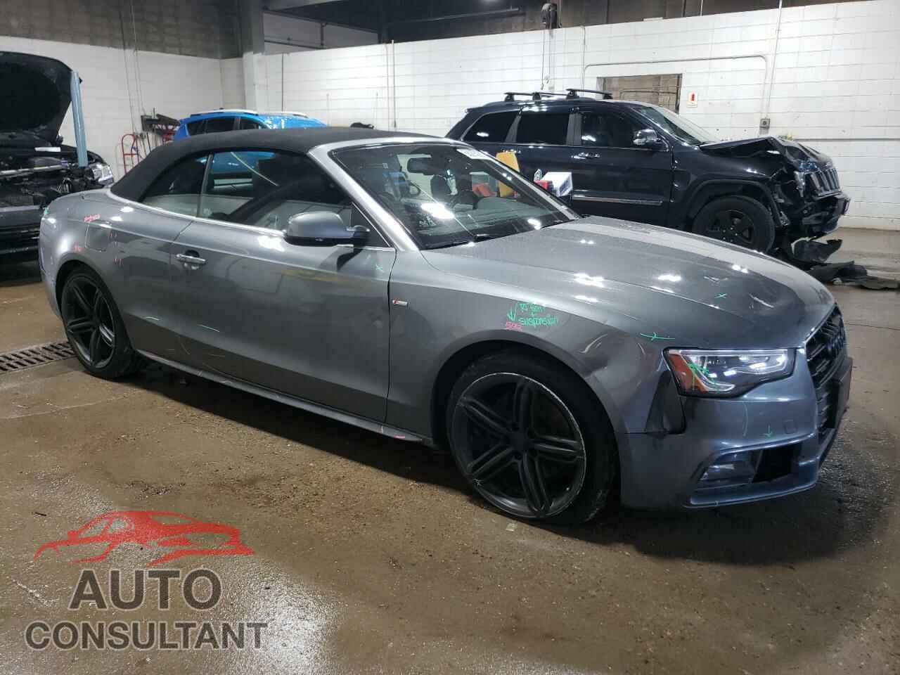AUDI A5 2013 - WAUWFAFH8DN012639