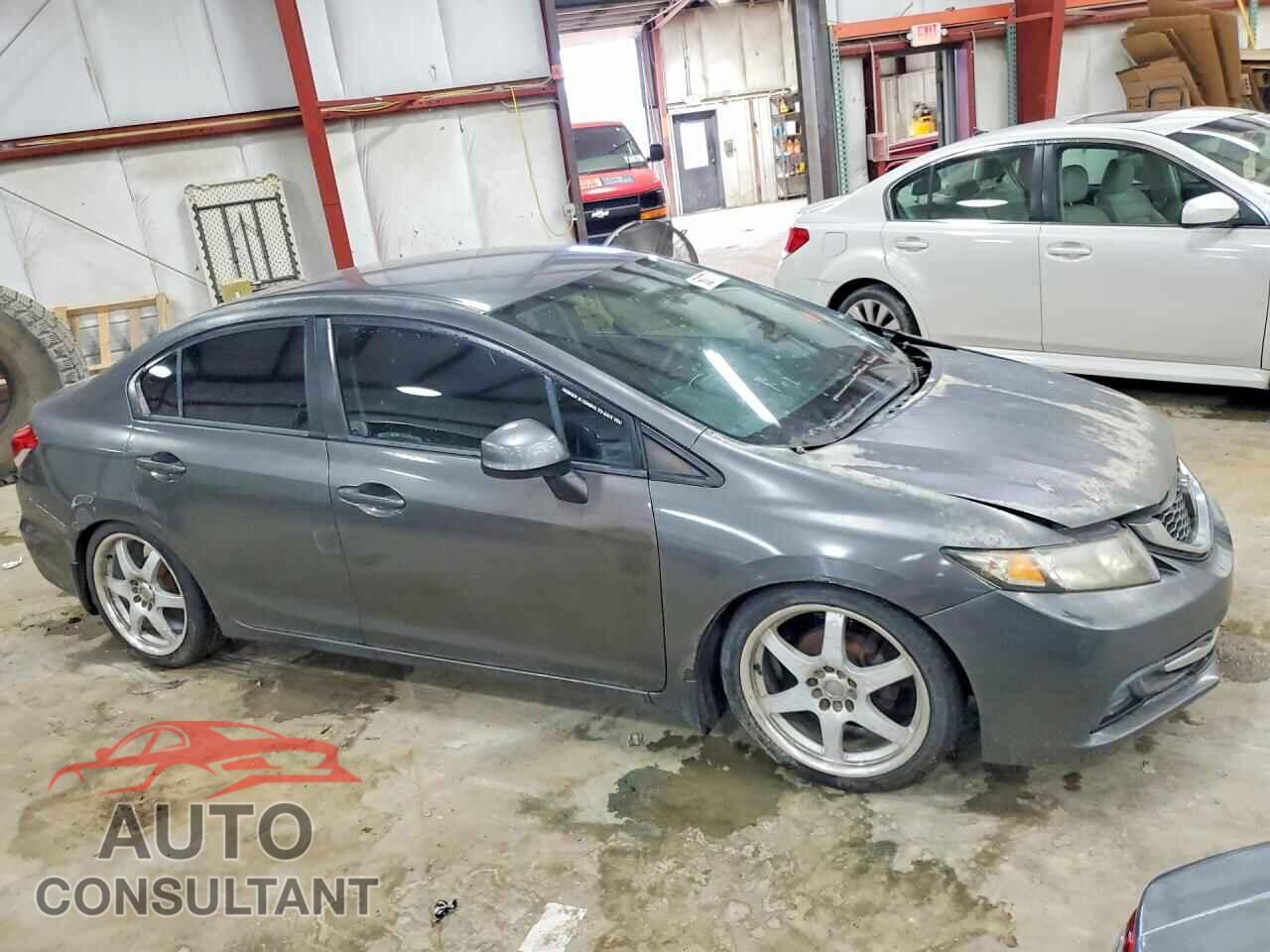 HONDA CIVIC 2013 - 2HGFB2E52DH520272