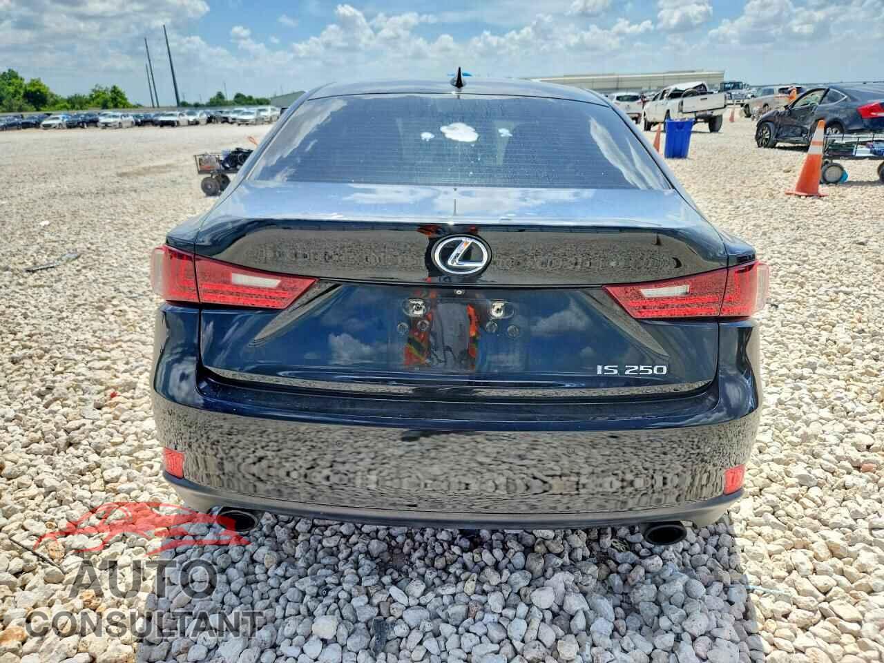LEXUS IS 2015 - JTHBF1D25F5057748