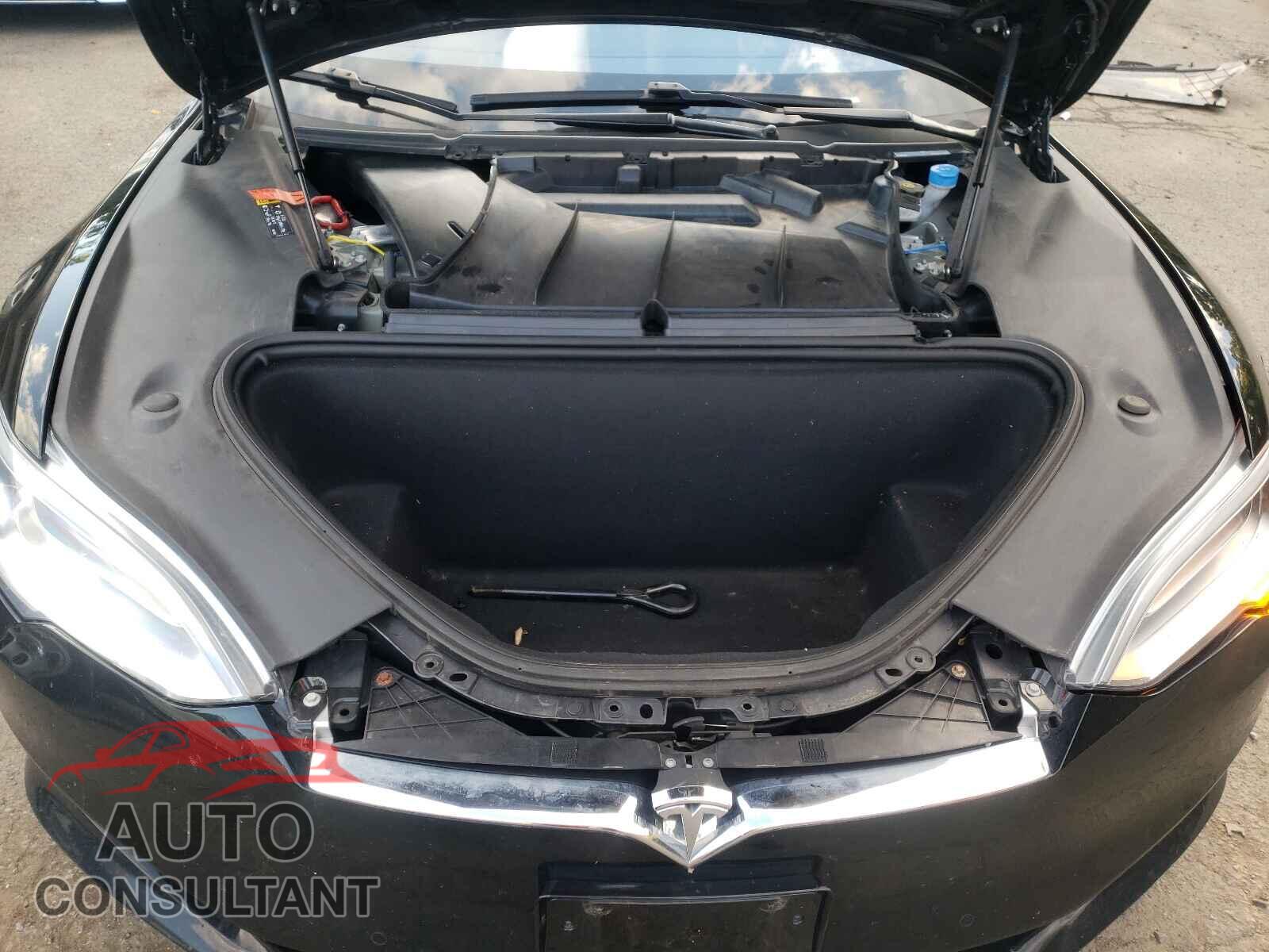 TESLA MODEL S 2018 - 5YJSA1E27JF243488