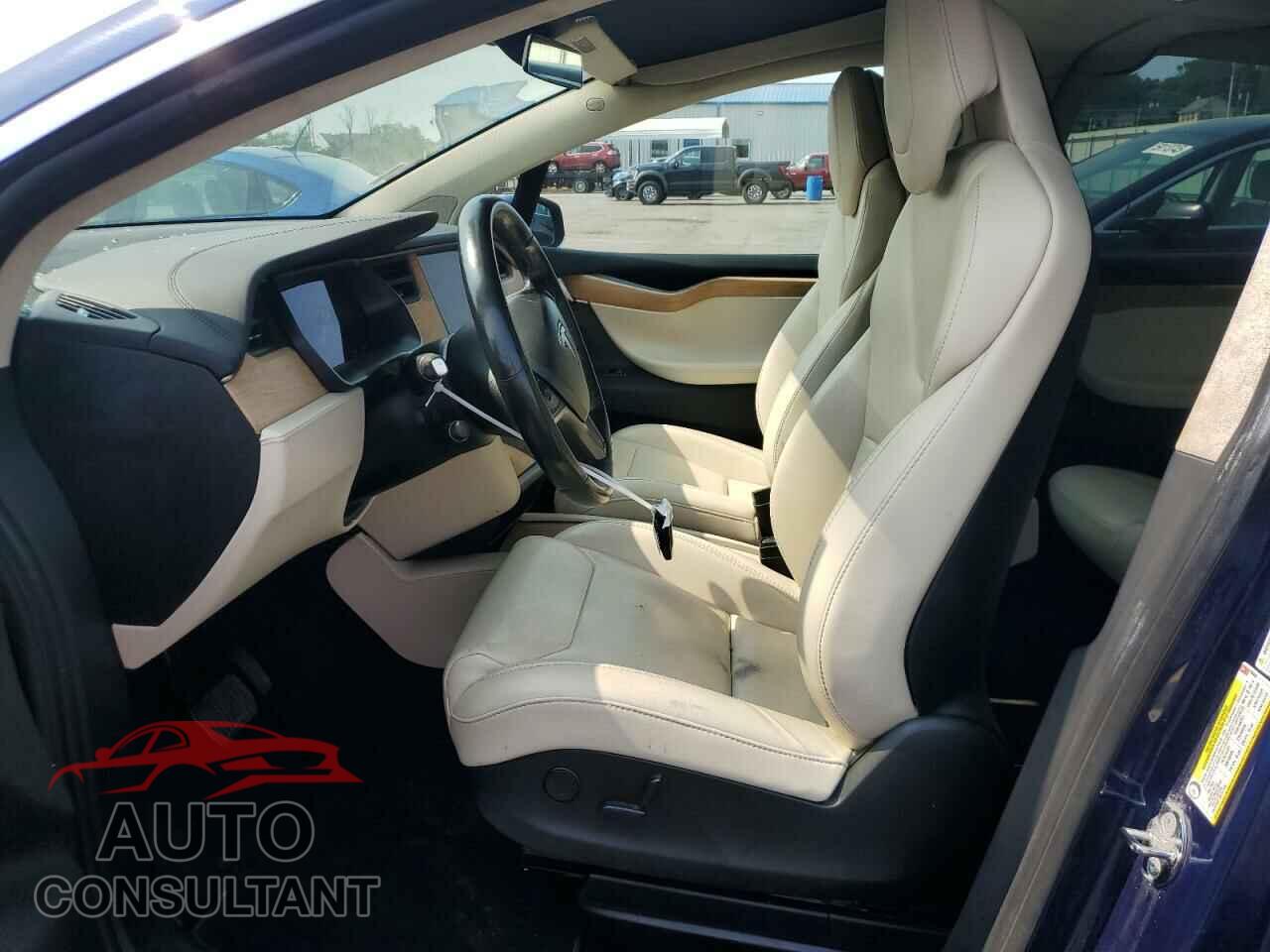 TESLA MODEL X 2018 - 5YJXCDE2XJF102402