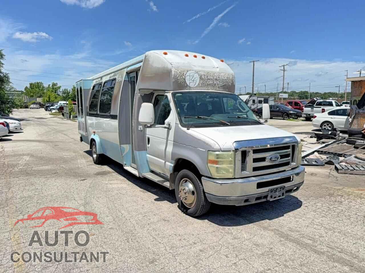 FORD ECONOLINE 2010 - 1FDXE4FSXADA45159
