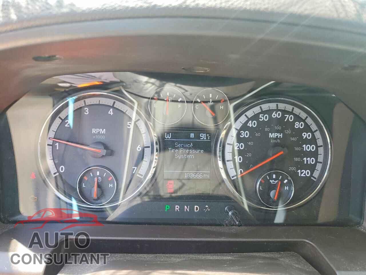 DODGE RAM 1500 2012 - 1C6RD7LT3CS298926