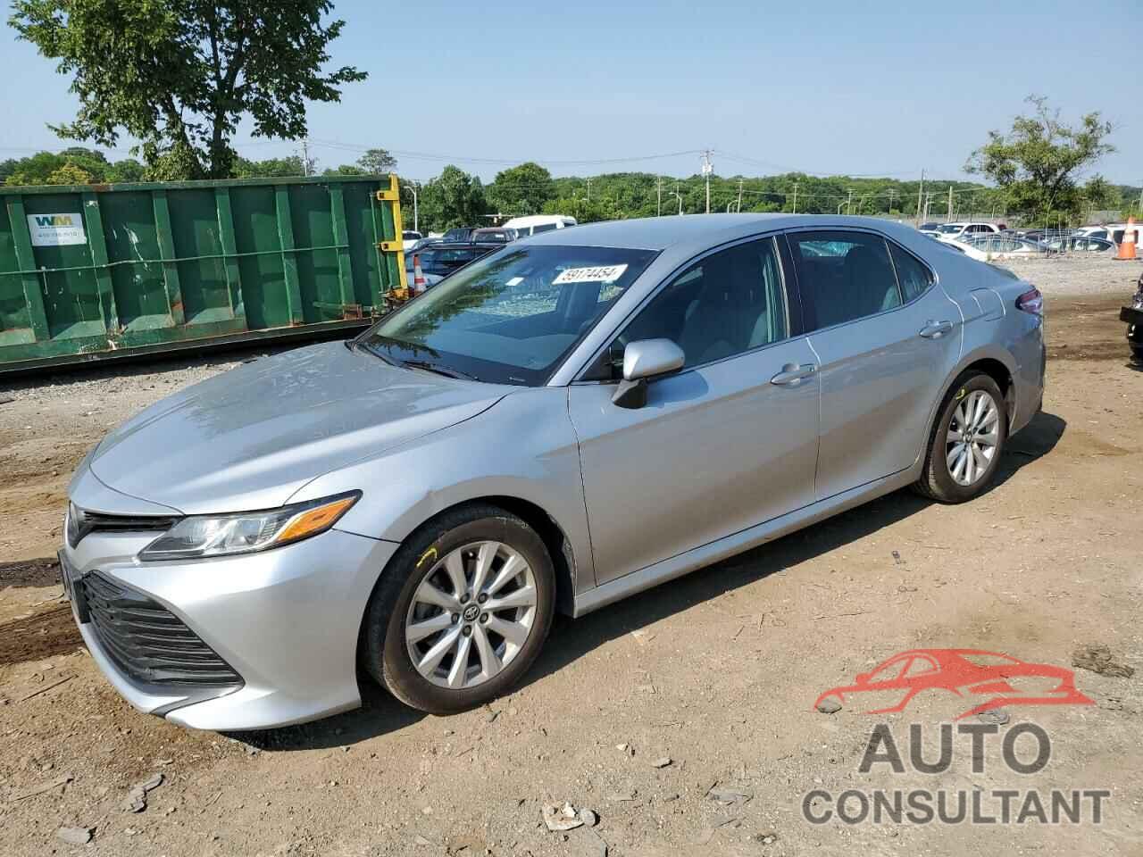 TOYOTA CAMRY 2018 - 4T1B11HK5JU557560