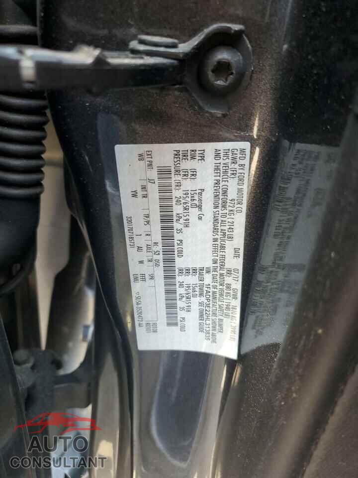 FORD FOCUS 2017 - 1FADP3E22HL313835