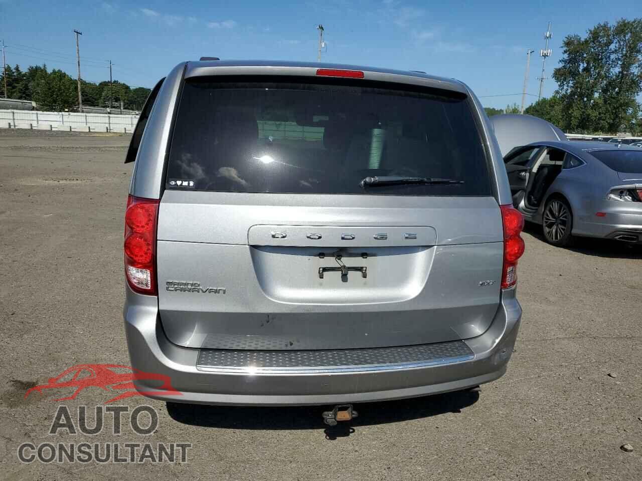 DODGE CARAVAN 2015 - 2C4RDGCG1FR523832