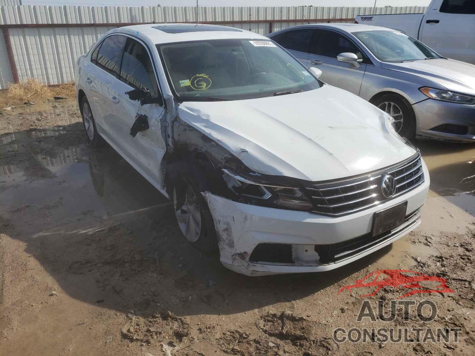 VOLKSWAGEN PASSAT 2018 - 1VWBA7A37JC052410