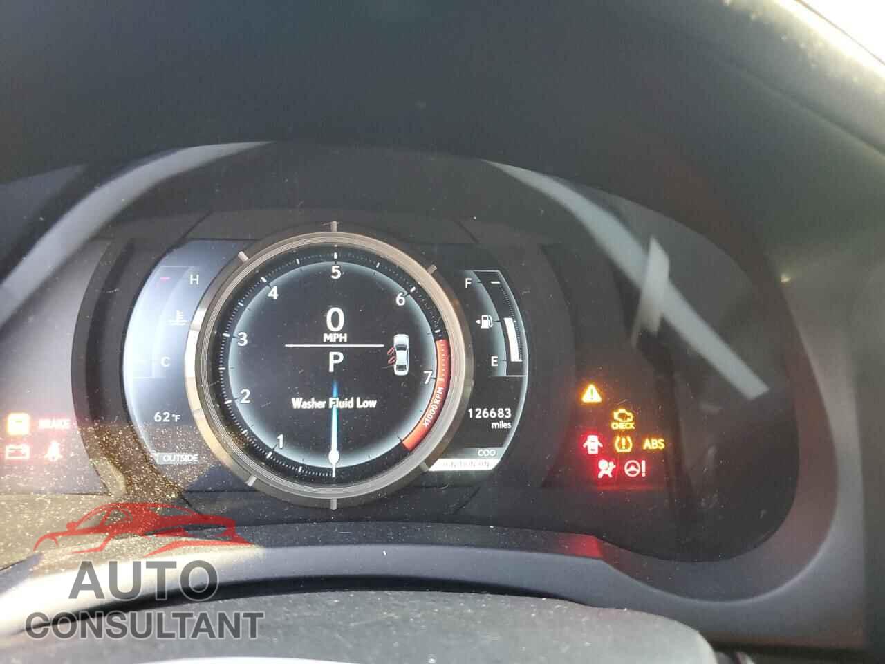 LEXUS IS 2015 - JTHCE1D26F5009781