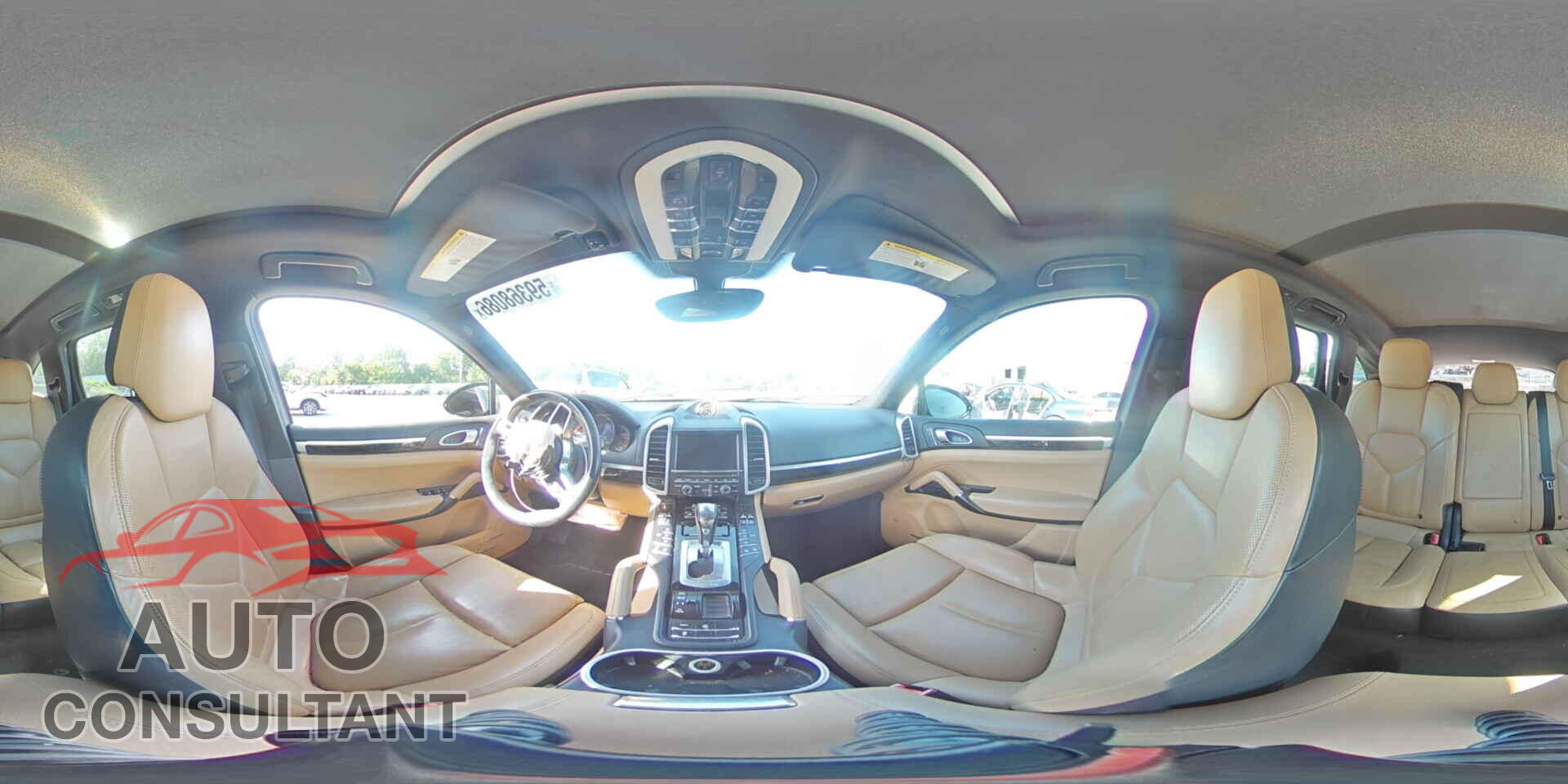 PORSCHE CAYENNE 2016 - WP1AA2A23GLA04564