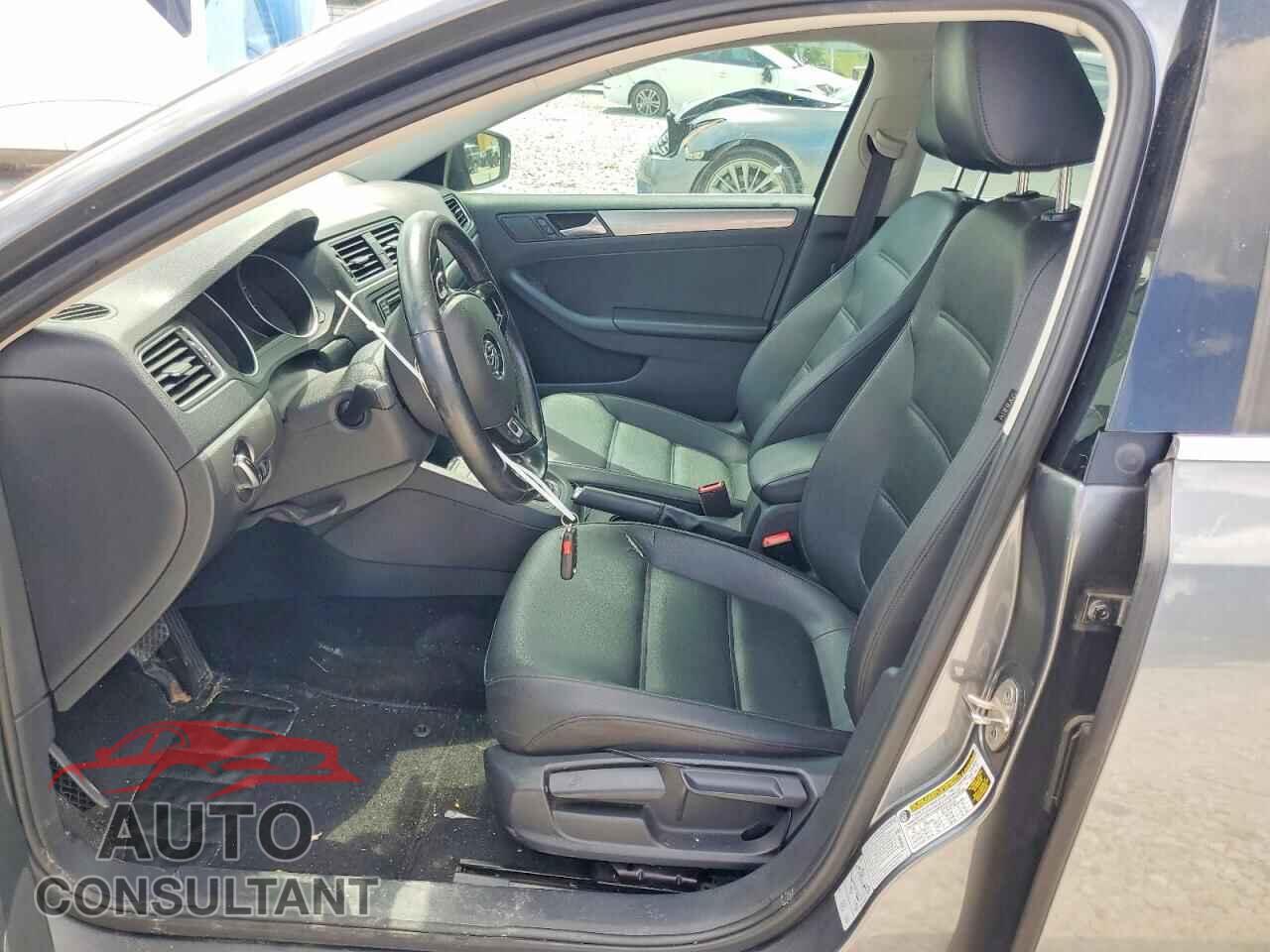 VOLKSWAGEN JETTA 2017 - 3VWDB7AJ3HM314369