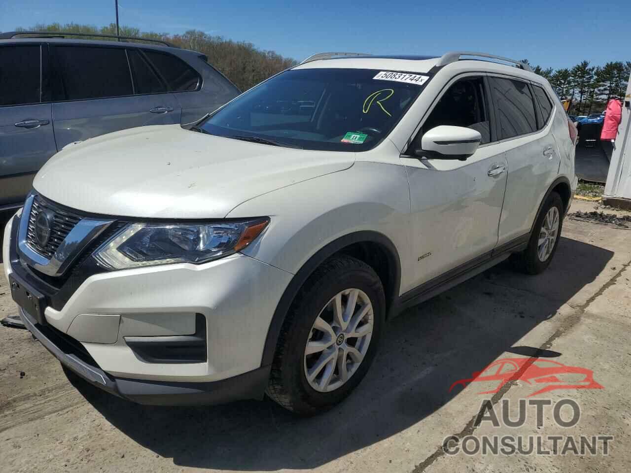 NISSAN ROGUE 2018 - 5N1ET2MV2JC828075