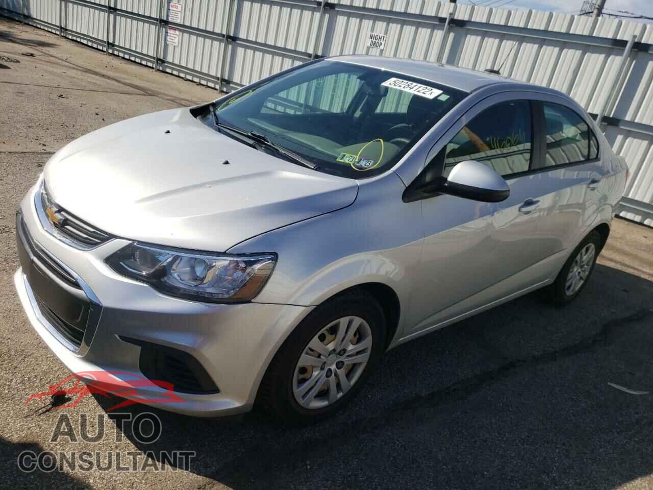 CHEVROLET SONIC 2017 - 1G1JB5SG6H4156658