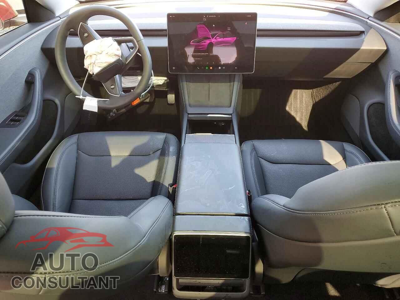 TESLA MODEL 3 2025 - 5YJ3E1EA6SF047267