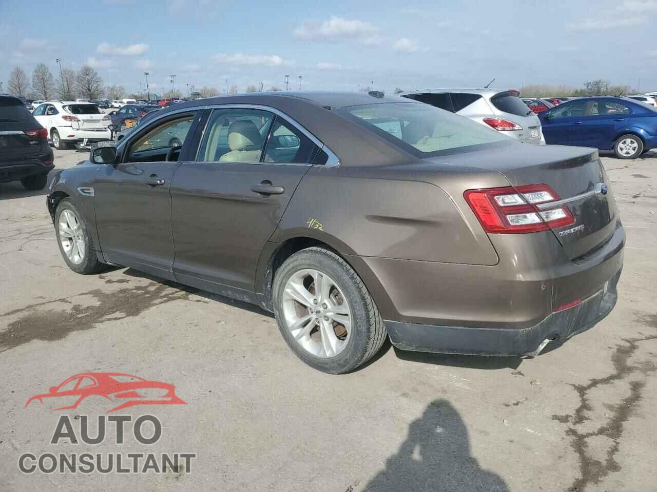 FORD TAURUS 2015 - 1FAHP2E84FG142365
