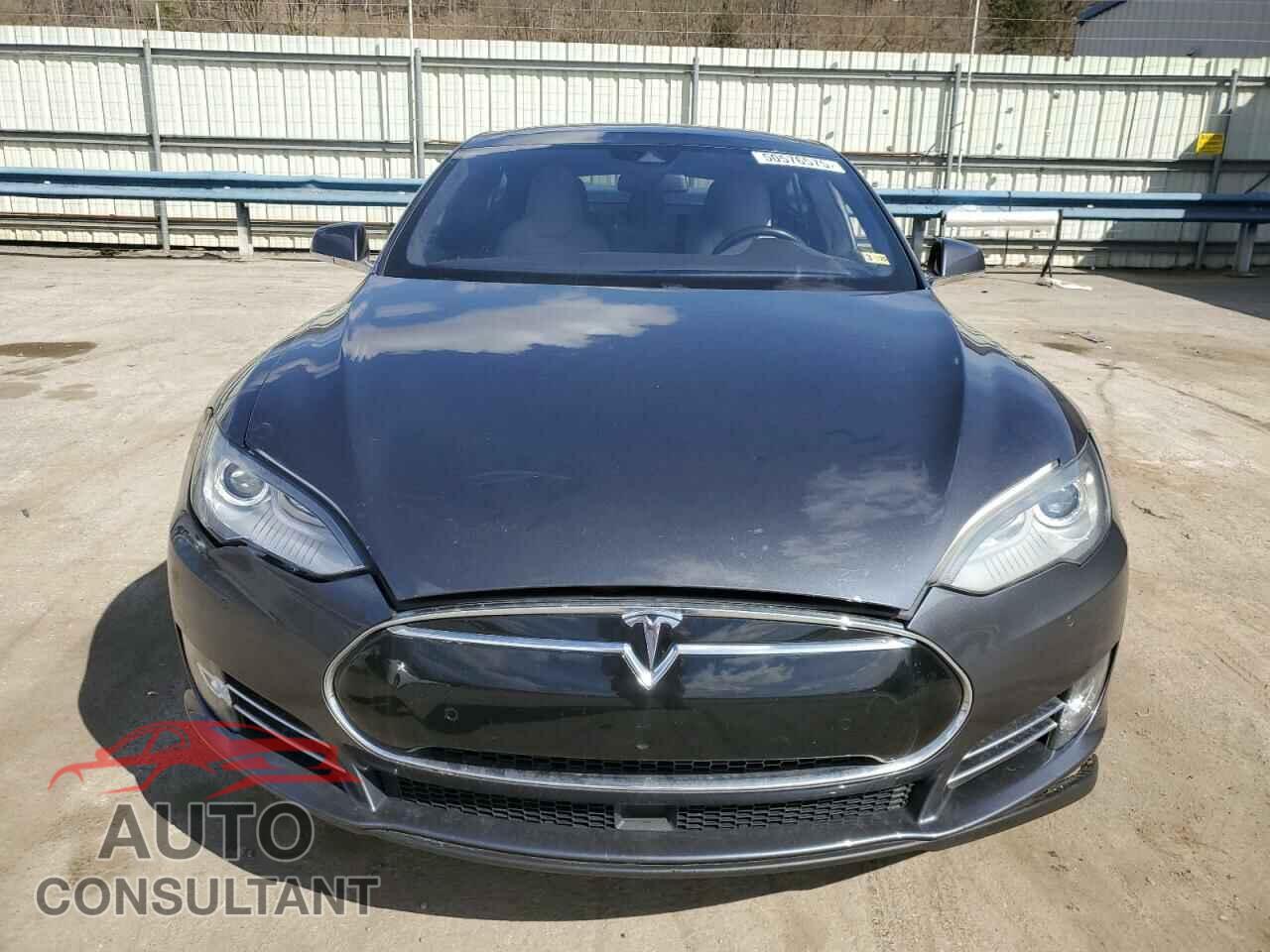 TESLA MODEL S 2016 - 5YJSA1E14GF122451