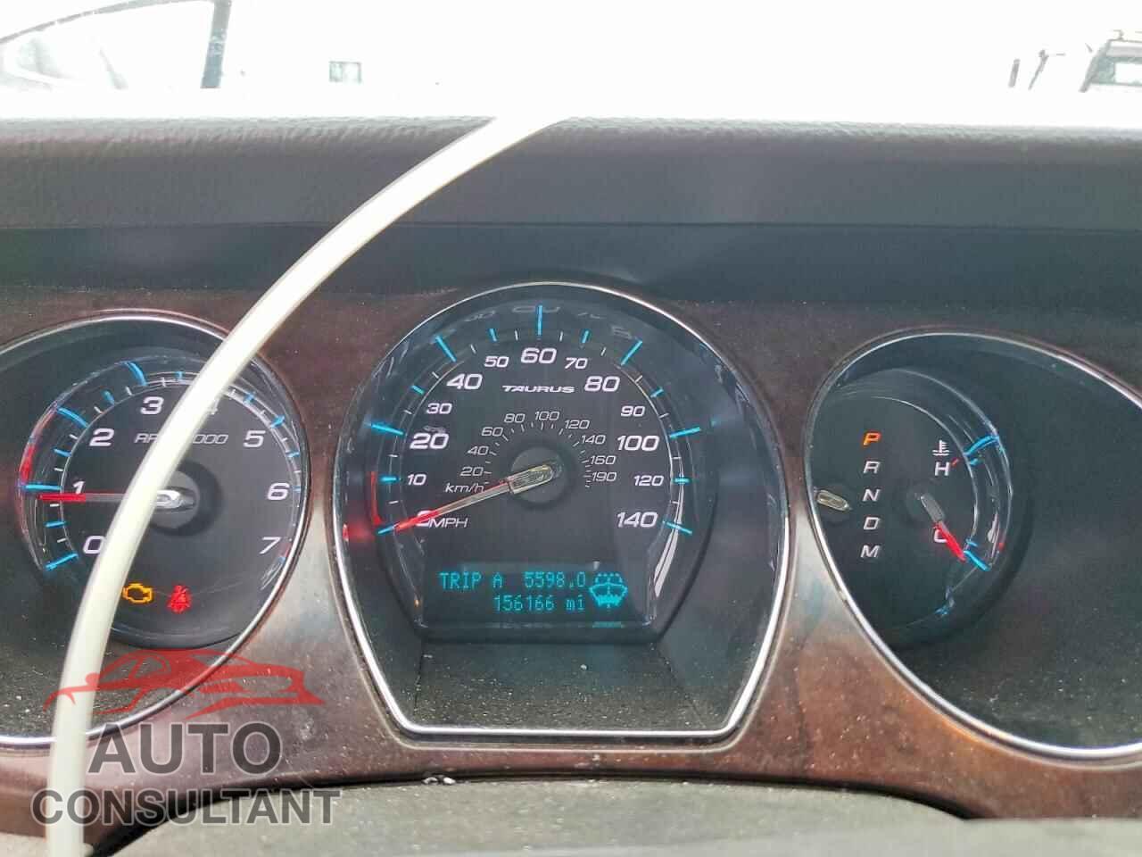 FORD TAURUS 2011 - 1FAHP2FW2BG102499