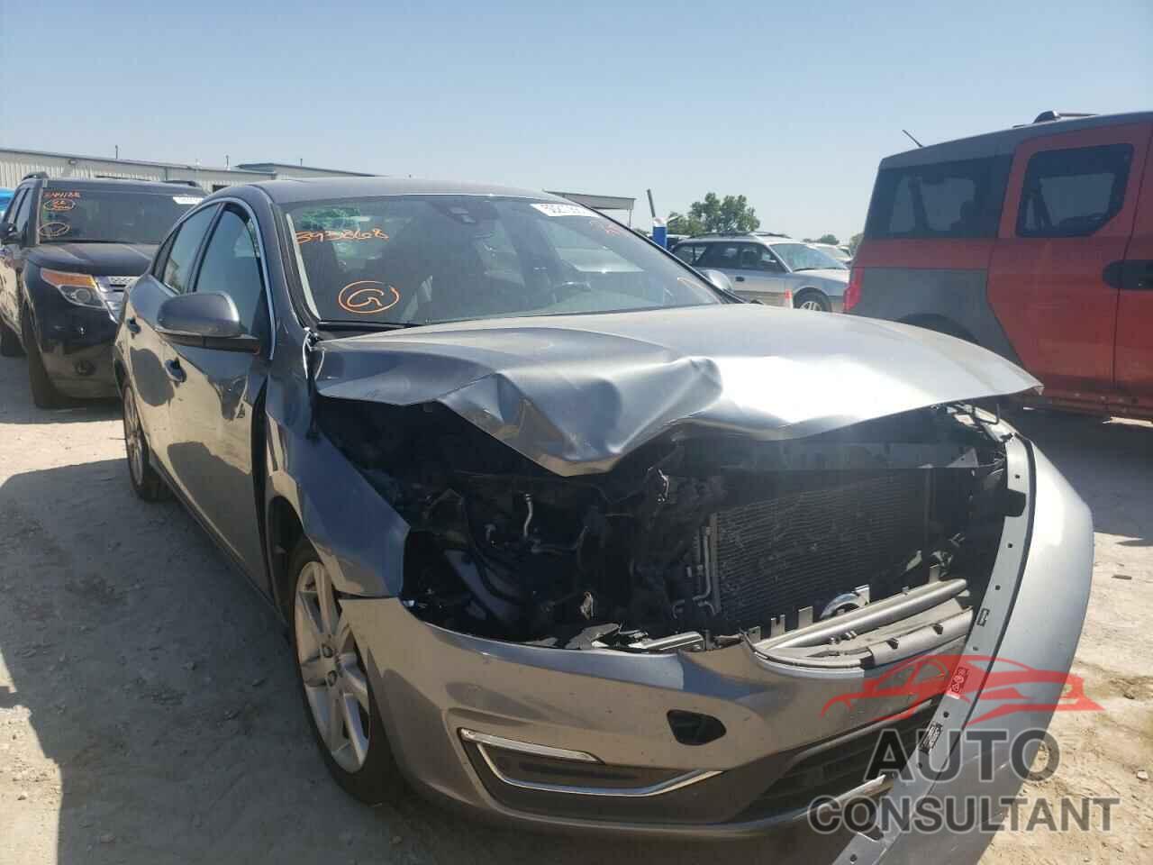 VOLVO S60 2016 - YV126MFK0G2393868