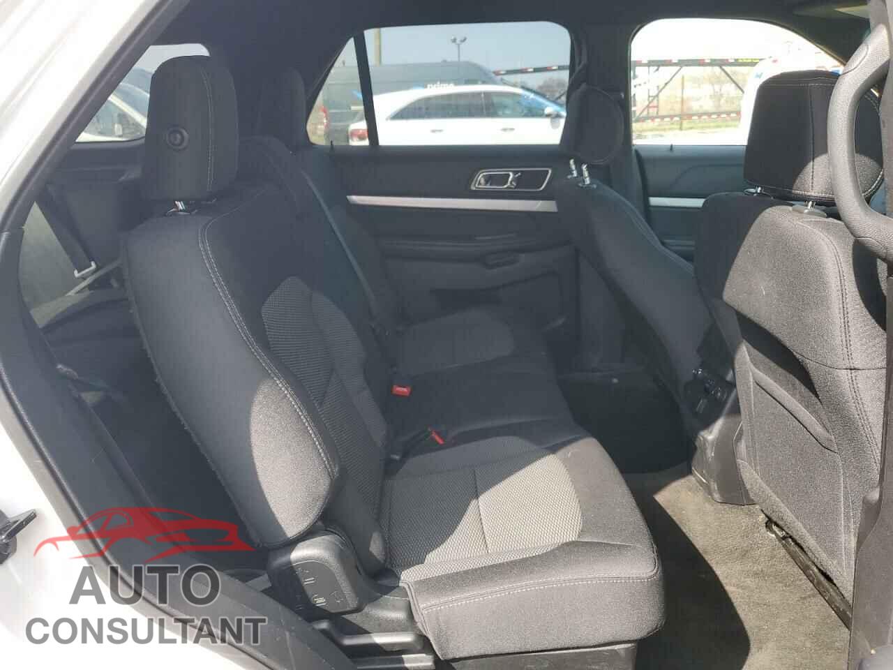 FORD EXPLORER 2017 - 1FM5K7D86HGD52054