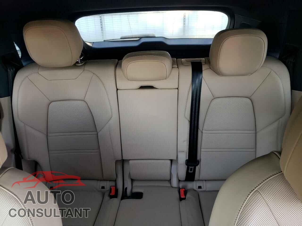 PORSCHE CAYENNE 2021 - WP1AA2AY1MDA03990
