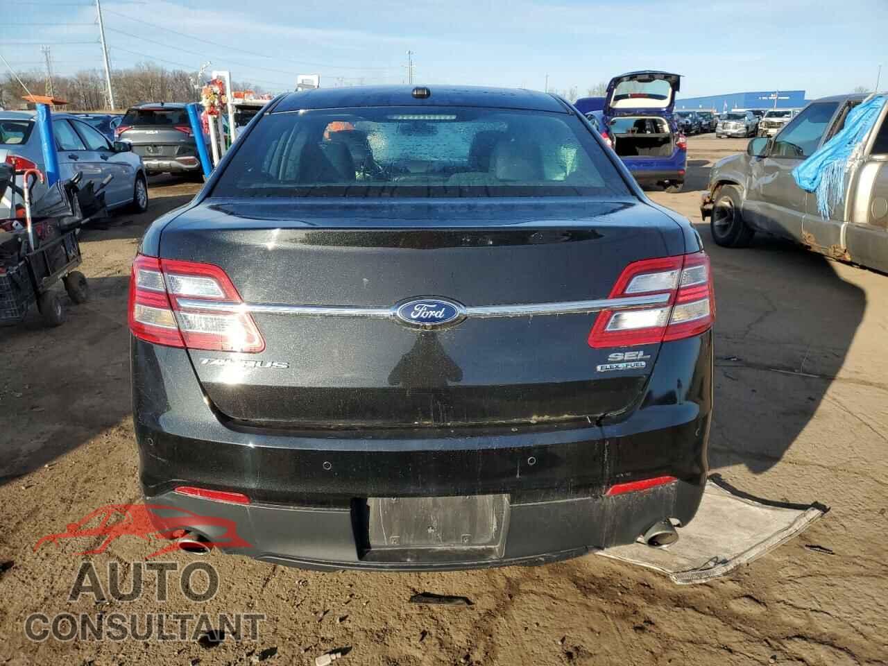 FORD TAURUS 2013 - 1FAHP2E82DG159467