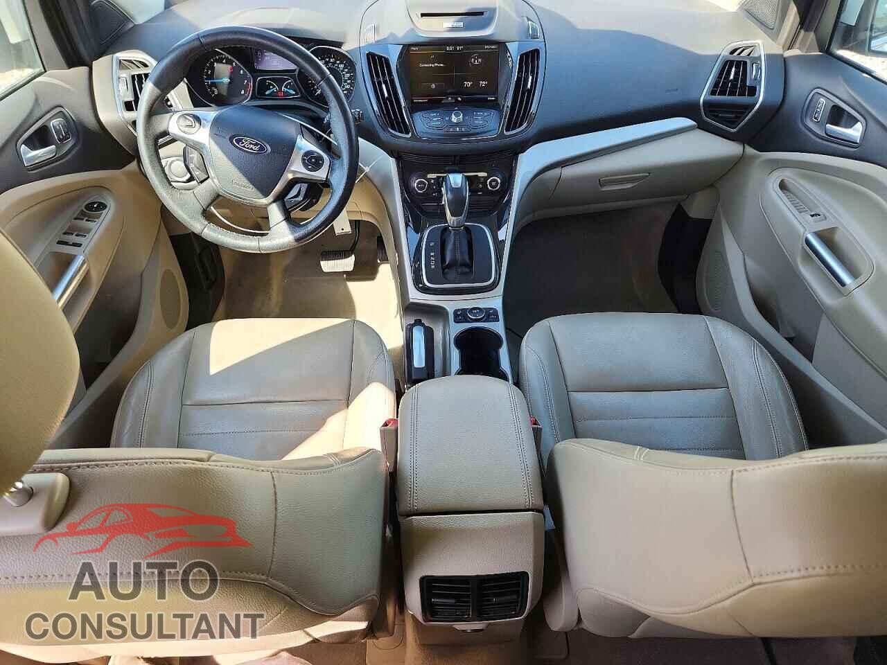 FORD ESCAPE 2013 - 1FMCU9H96DUB38533