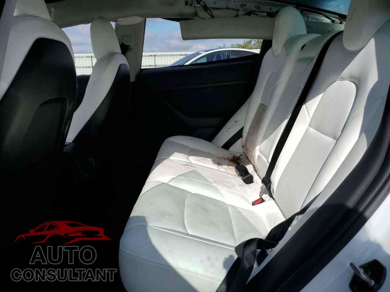 TESLA MODEL 3 2023 - 5YJ3E1EA0PF477366