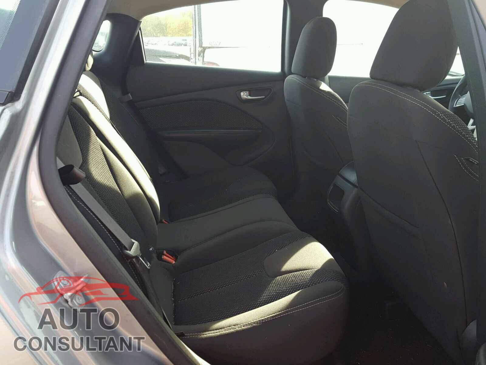 DODGE DART 2015 - 1C3CDFBB3FD336671