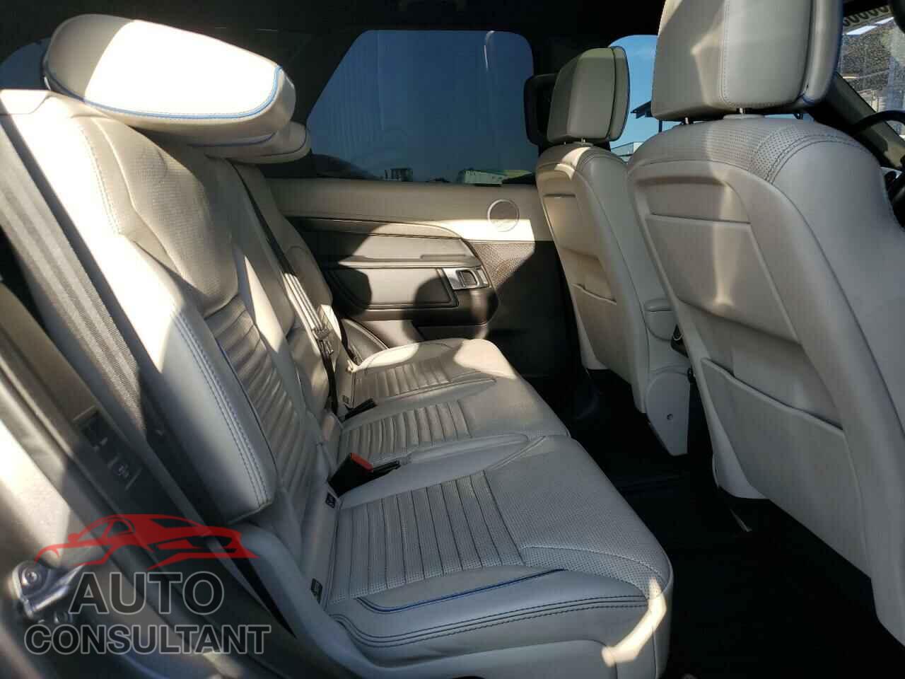 LAND ROVER DISCOVERY 2017 - SALRHBBV6HA046483