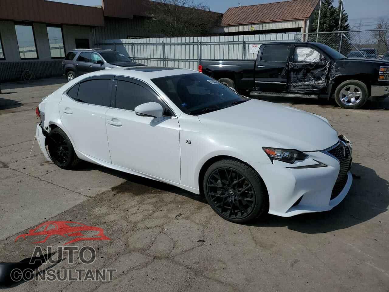 LEXUS IS 2014 - JTHCE1D25E5003811