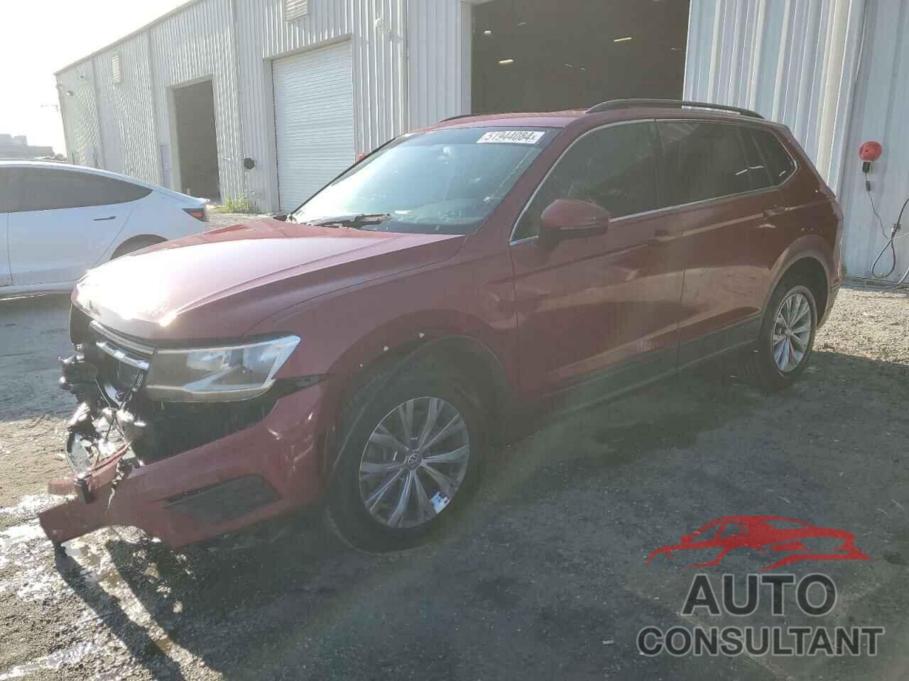 VOLKSWAGEN TIGUAN 2019 - 3VV3B7AX5KM033685