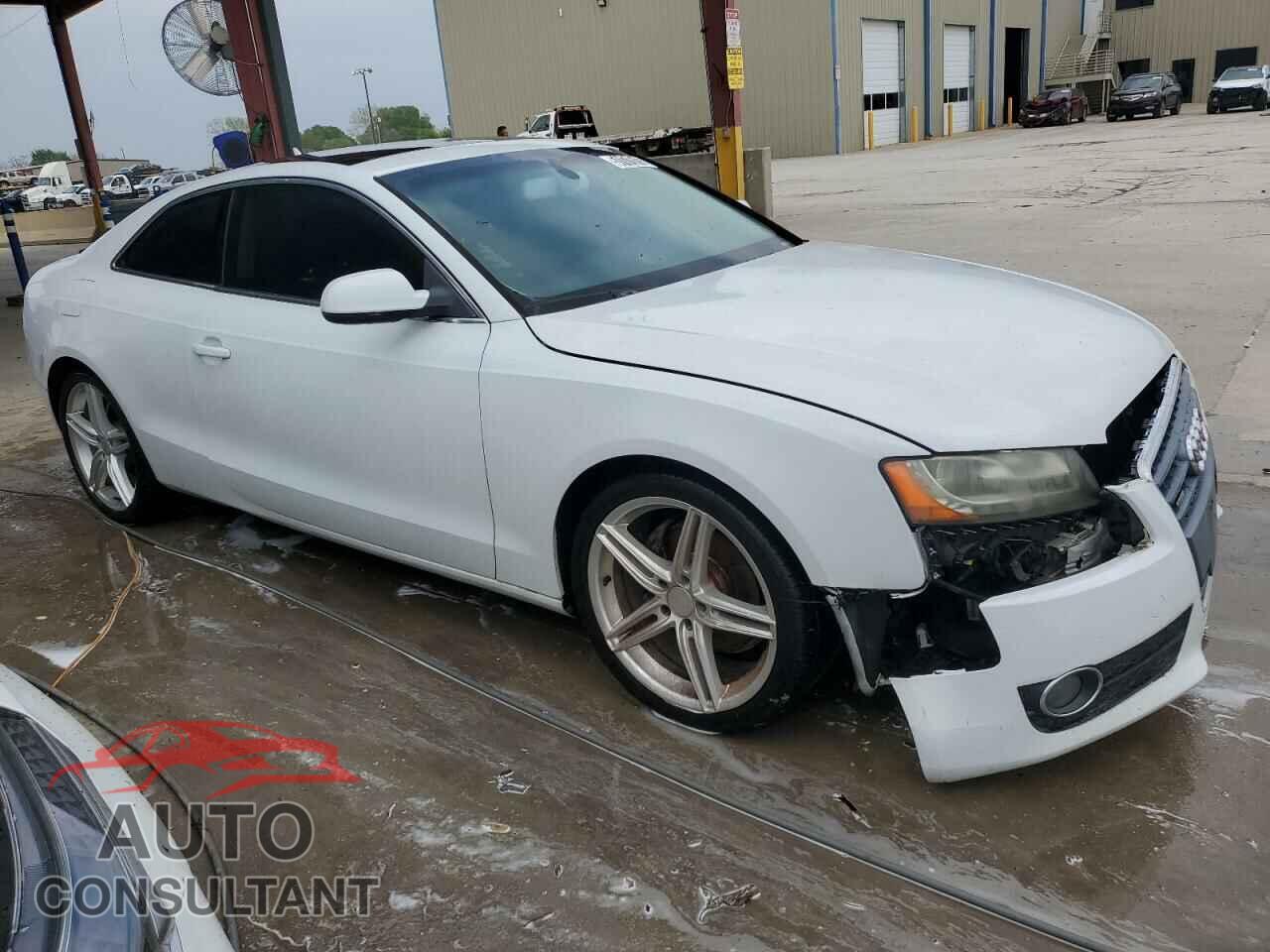 AUDI A5 2012 - WAULFAFR1CA005159