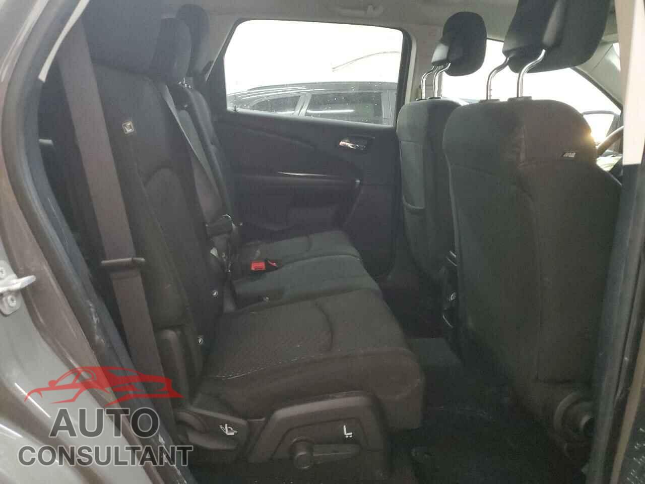 DODGE JOURNEY 2019 - 3C4PDCBB3KT758214