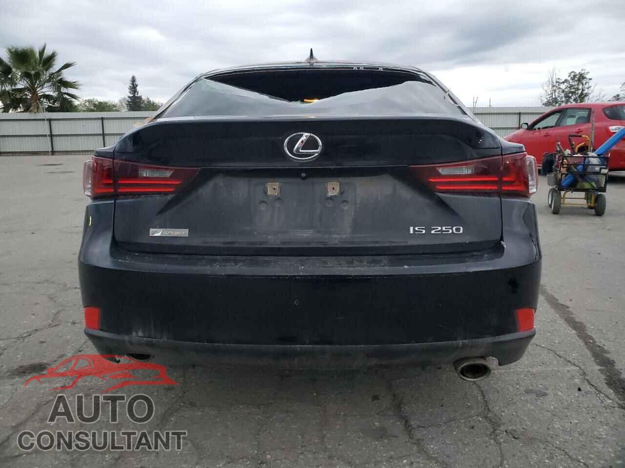 LEXUS IS 2015 - JTHBF1D25F5067115