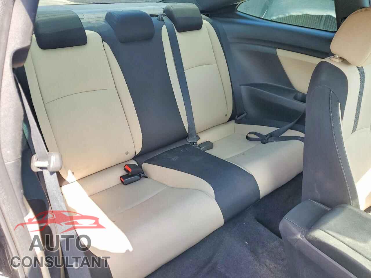 HONDA CIVIC 2018 - 2HGFC4B06JH308732