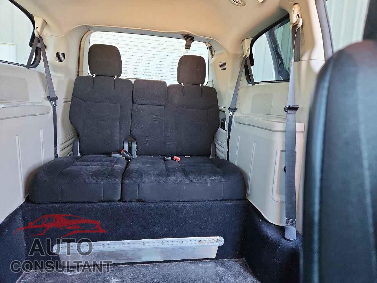 DODGE CARAVAN 2015 - 2C4RDGCG0FR691140