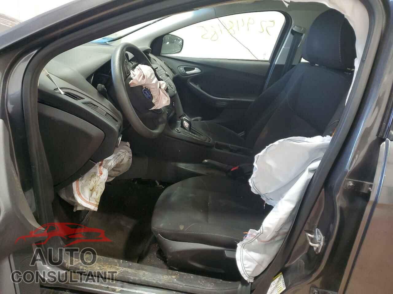 FORD FOCUS 2016 - 1FADP3F27GL207023