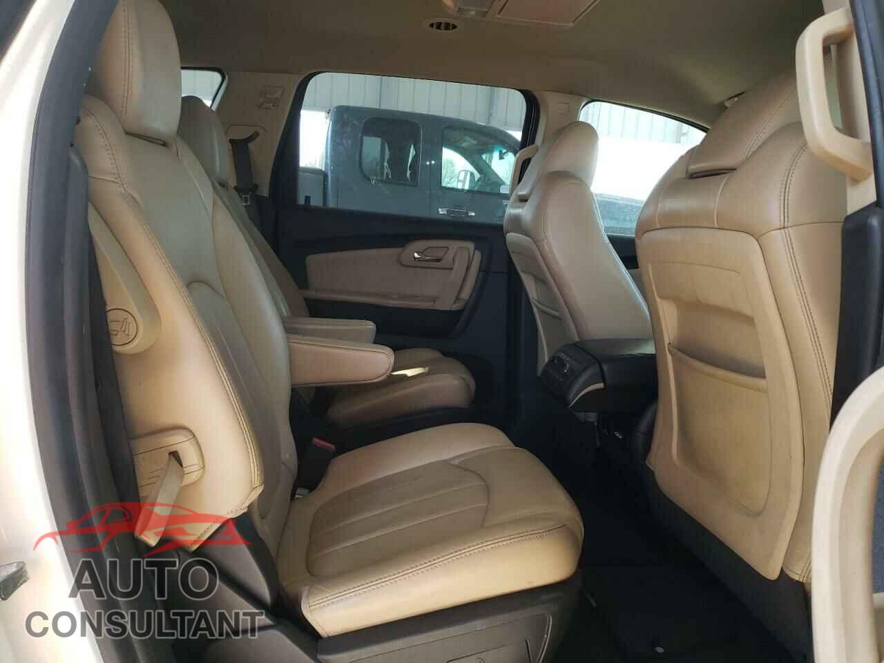 CHEVROLET TRAVERSE 2012 - 1GNKVLED7CJ339545