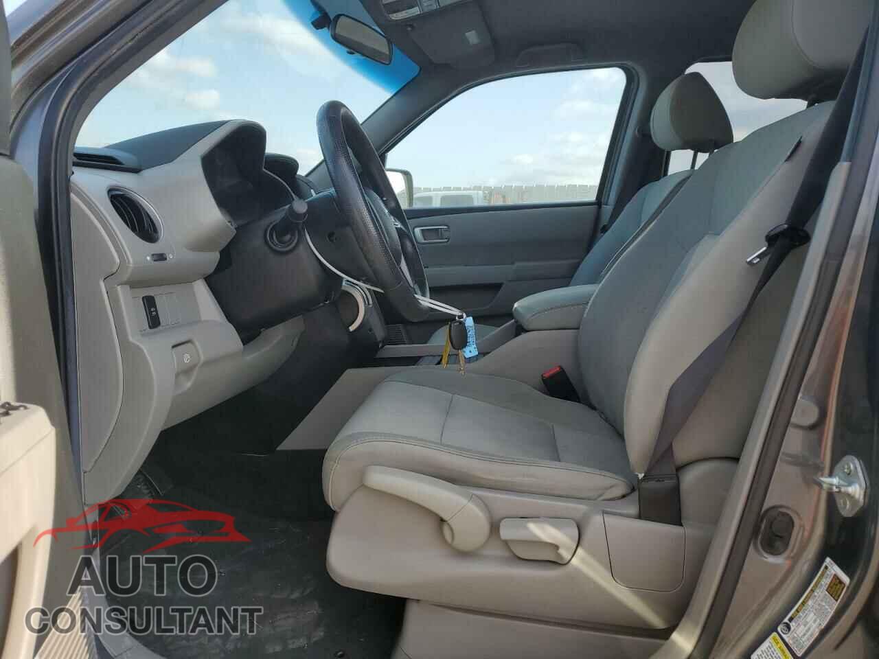 HONDA PILOT 2011 - 5FNYF4H23BB094345